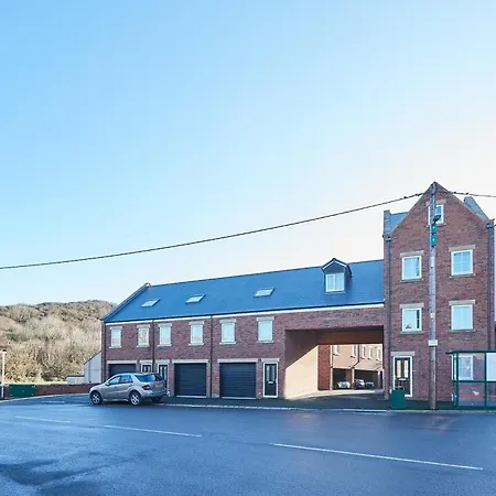 Апартаменты Sea Breeze 12 In Skinningrove